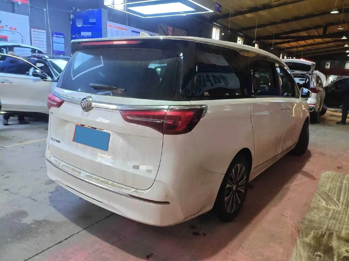 2021 Buick GL8 2.0T 237HP L4 9AT,autocango,china used car exporter,china ev exporter,chinese used car exporter,chinese used ev exporter