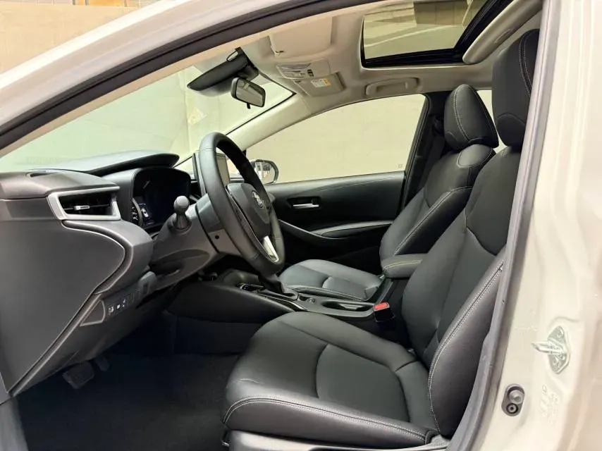 2021 Toyota Corolla 1.2T 116HP L4 CVT,autocango,china used car exporter,china ev exporter,chinese used car exporter,chinese used ev exporter