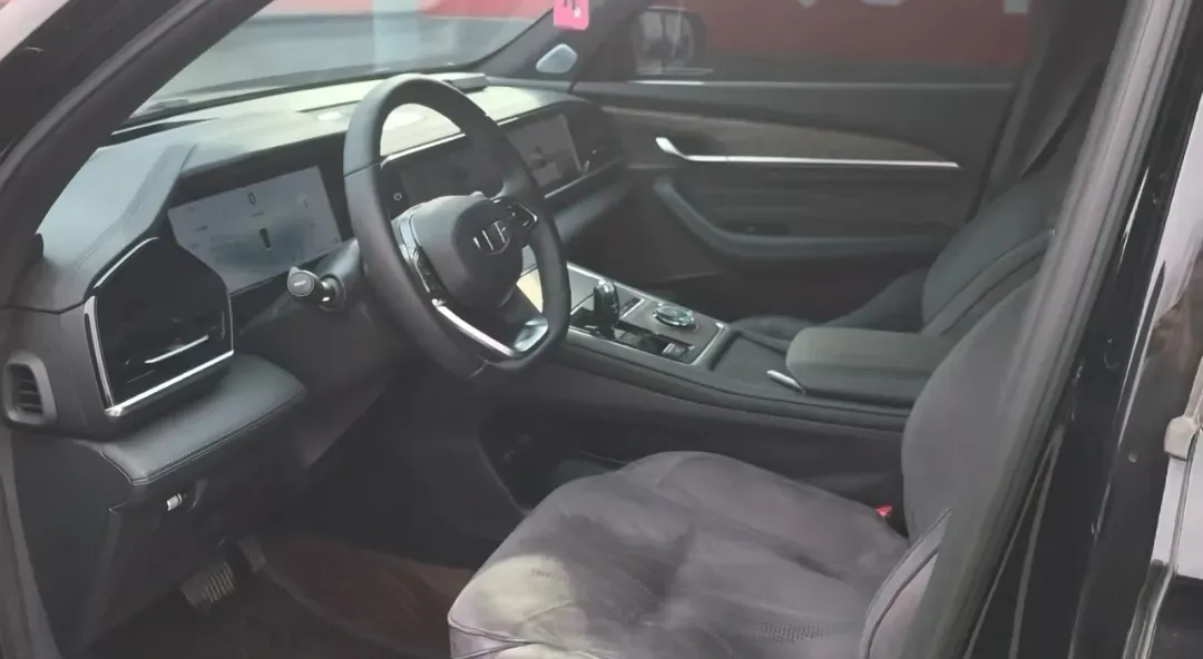 2025 Geely Monjaro 2.0T 238HP L4 8AT,autocango,china used car exporter,china ev exporter,chinese used car exporter,chinese used ev exporter