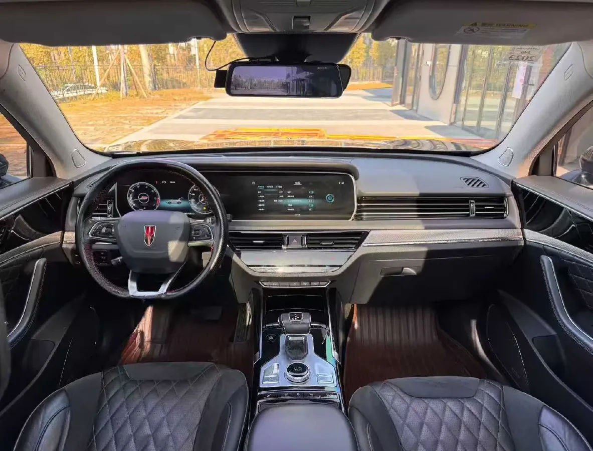 2019 HongQi HS5 2.0T 224HP L4 6AT,autocango,china used car exporter,china ev exporter,chinese used car exporter,chinese used ev exporter