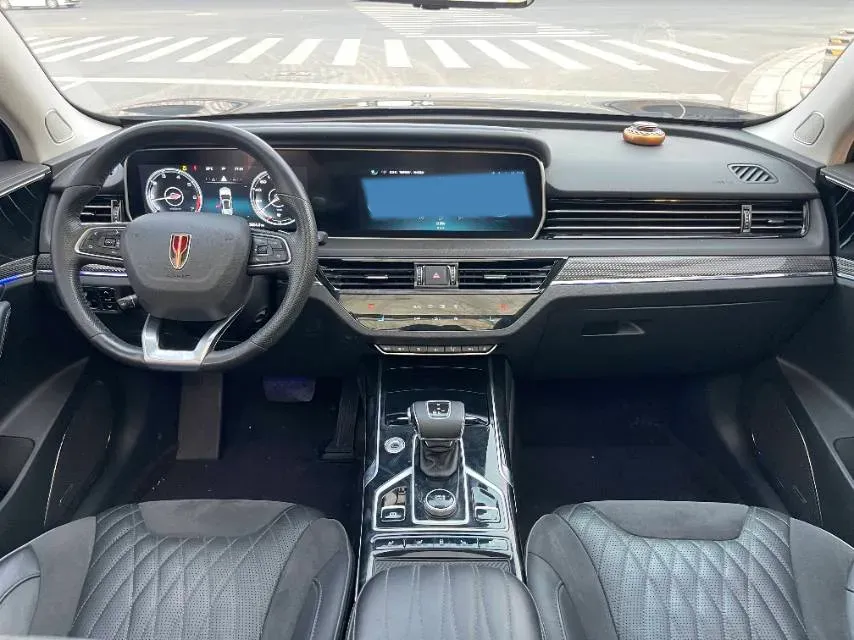 2022 HongQi HS5 2.0T 224HP L4 6AT,autocango,china used car exporter,china ev exporter,chinese used car exporter,chinese used ev exporter