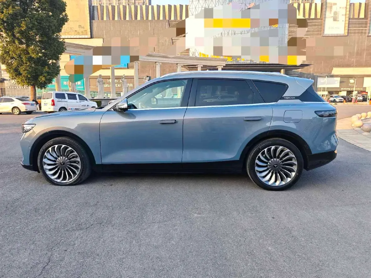 2022 Voyah FREE BEV 106KWH,autocango,china used car exporter,china ev exporter,chinese used car exporter,chinese used ev exporter