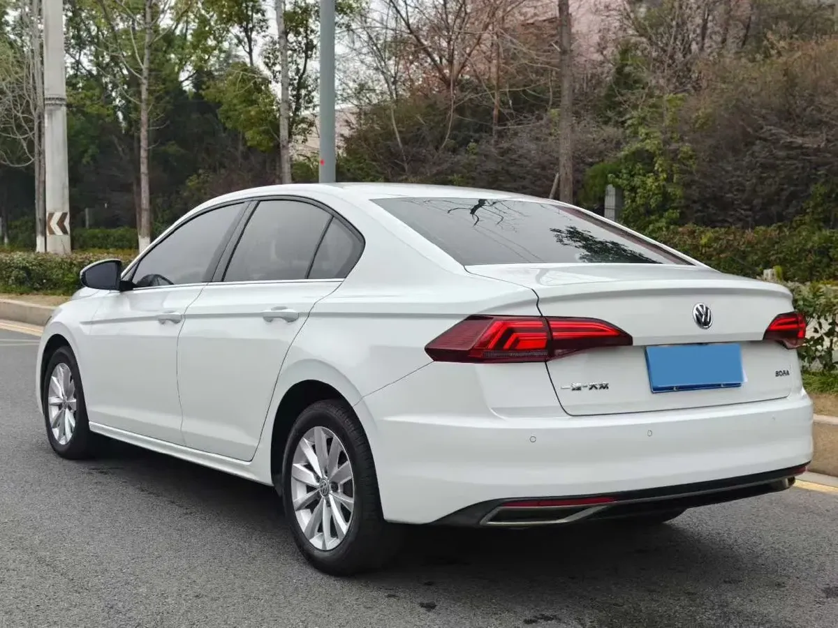 2019 Bestune T77 1.2T 143HP L4 7DCT,autocango,china used car exporter,china ev exporter,chinese used car exporter,chinese used ev exporter