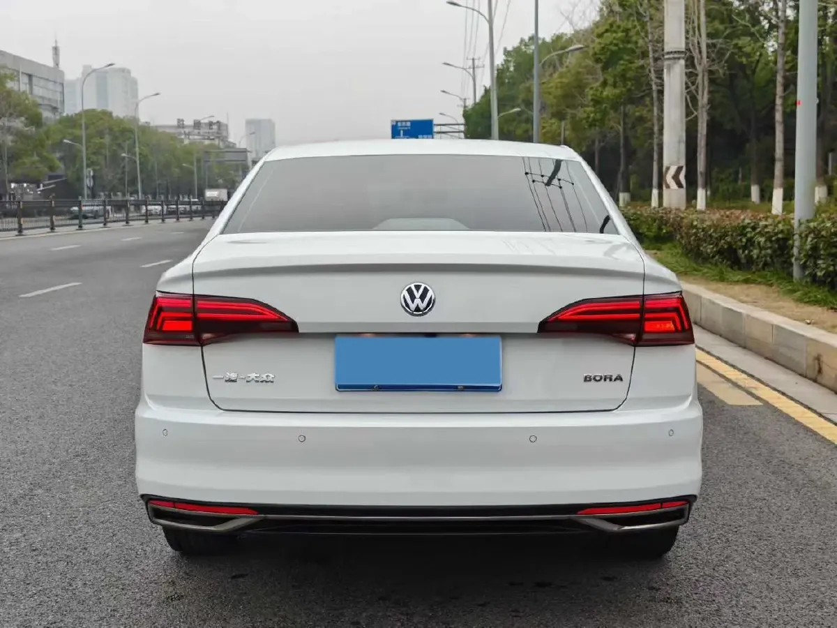 2019 Bestune T77 1.2T 143HP L4 7DCT,autocango,china used car exporter,china ev exporter,chinese used car exporter,chinese used ev exporter