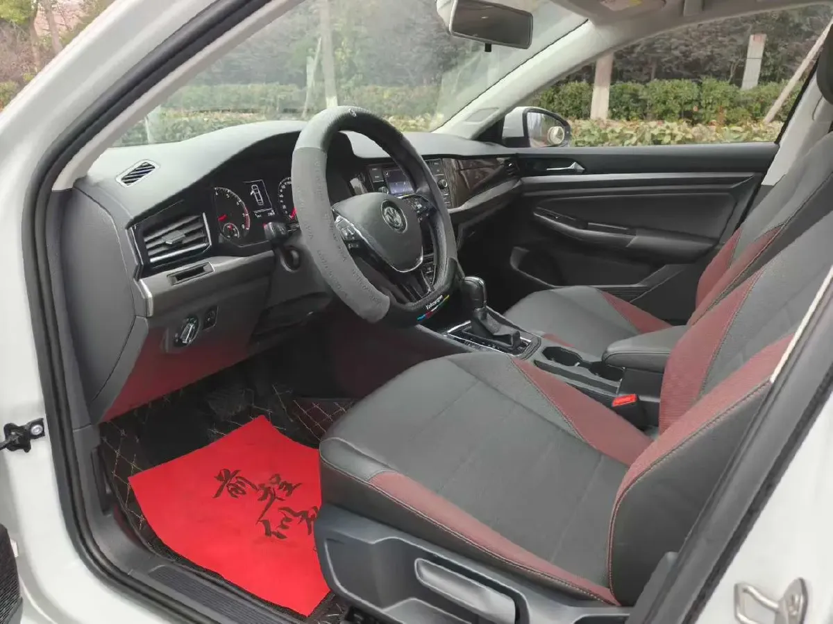 2019 Bestune T77 1.2T 143HP L4 7DCT,autocango,china used car exporter,china ev exporter,chinese used car exporter,chinese used ev exporter