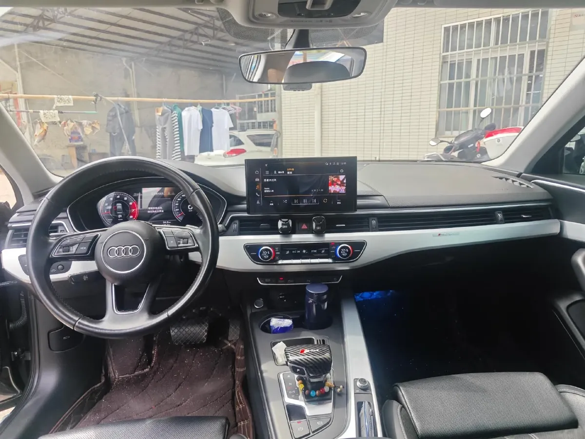 2022 Audi A4L 2.0T 190HP L4 7DCT,autocango,china used car exporter,china ev exporter,chinese used car exporter,chinese used ev exporter