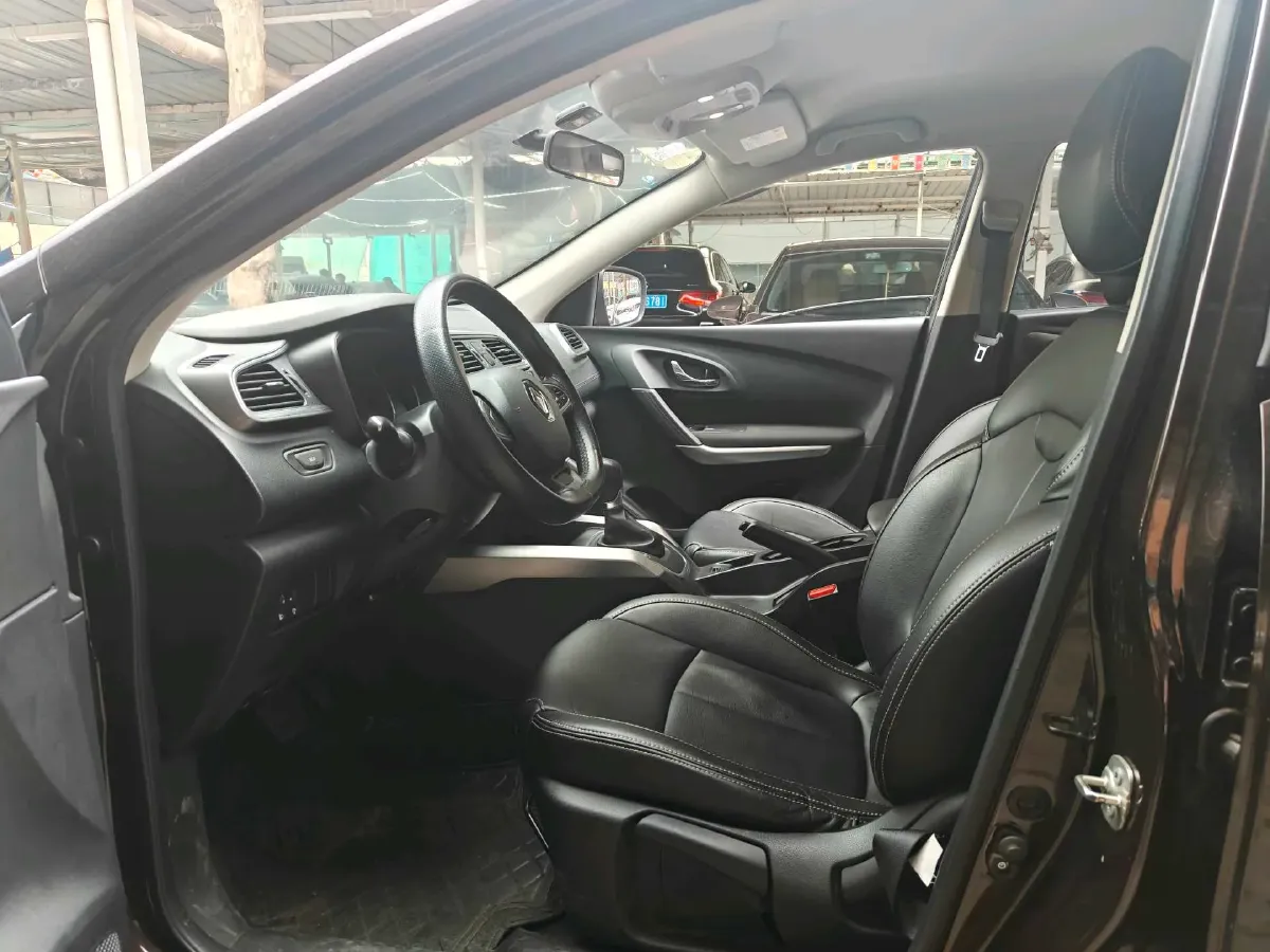 2017 Renault Kadjar 2.0L 150HP L4 CVT,autocango,china used car exporter,china ev exporter,chinese used car exporter,chinese used ev exporter