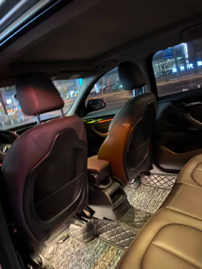 2020 BMW X1 1.5T 140HP L3 7DCT,autocango,china used car exporter,china ev exporter,chinese used car exporter,chinese used ev exporter