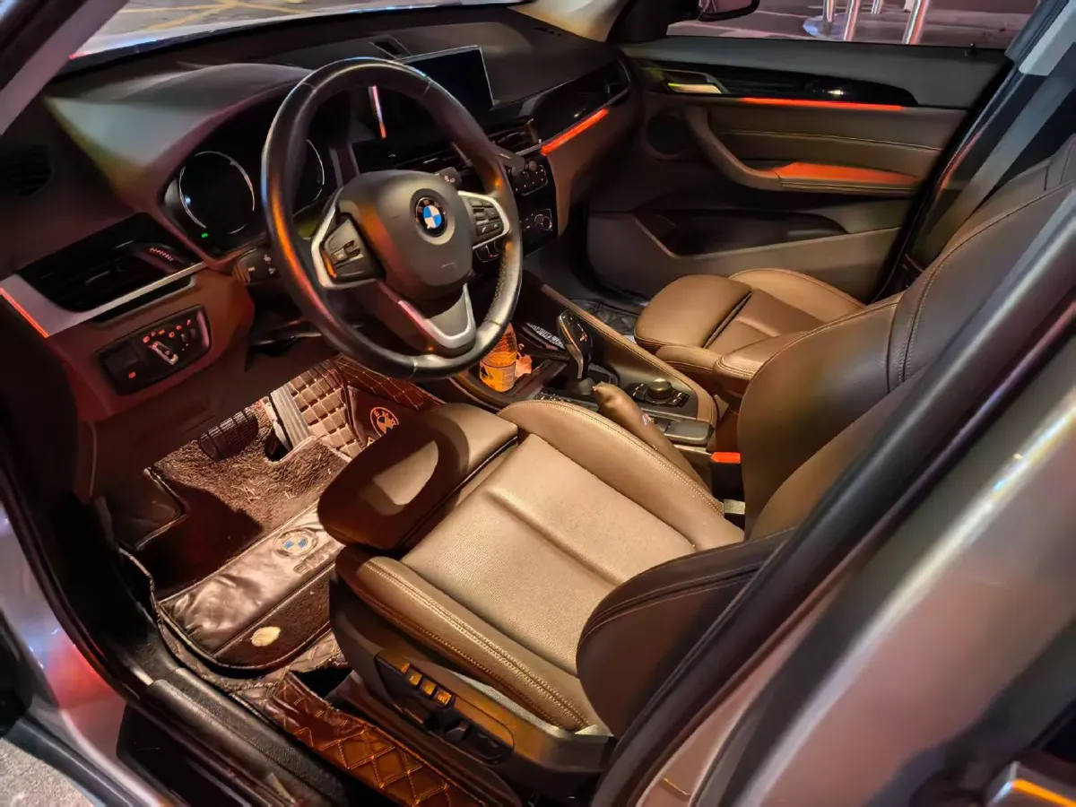 2020 BMW X1 1.5T 140HP L3 7DCT,autocango,china used car exporter,china ev exporter,chinese used car exporter,chinese used ev exporter