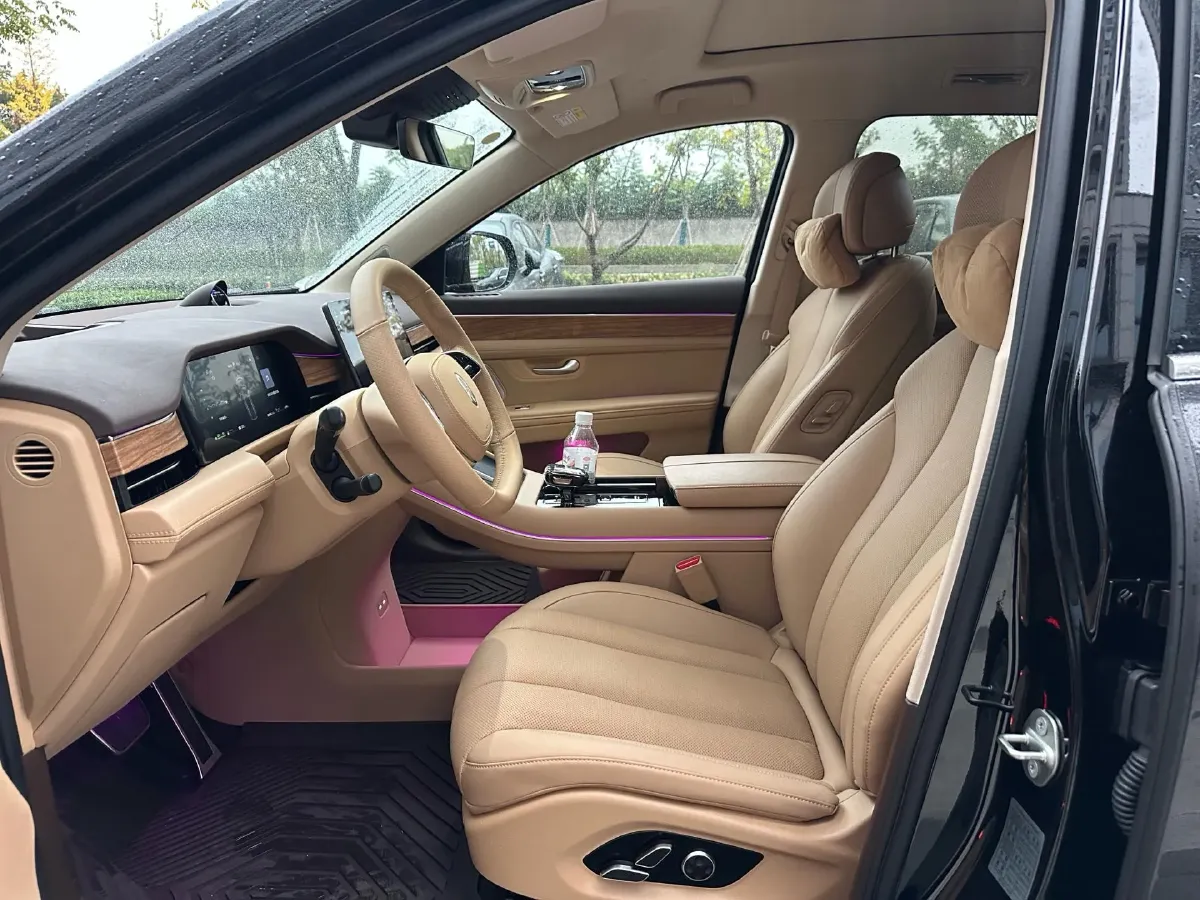 2024 AITO AITO M7 1.5T 152HP L4 REEV 42KWH,autocango,china used car exporter,china ev exporter,chinese used car exporter,chinese used ev exporter