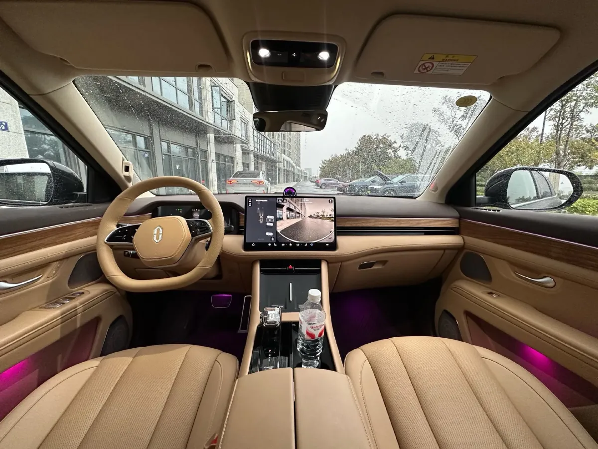 2024 AITO AITO M7 1.5T 152HP L4 REEV 42KWH,autocango,china used car exporter,china ev exporter,chinese used car exporter,chinese used ev exporter