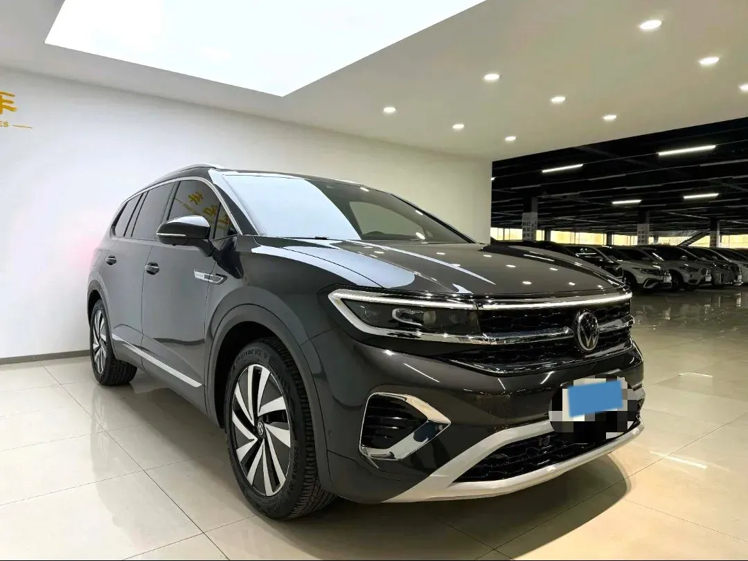 2022 Volkswagen Talagon 2.0T 220HP L4 7DCT,autocango,china used car exporter,china ev exporter,chinese used car exporter,chinese used ev exporter