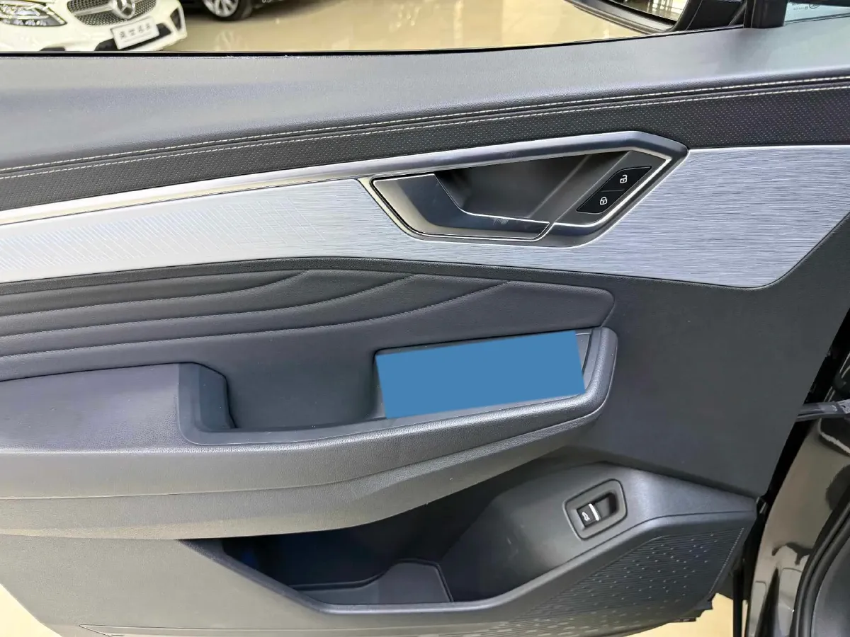 2022 Volkswagen Talagon 2.0T 220HP L4 7DCT,autocango,china used car exporter,china ev exporter,chinese used car exporter,chinese used ev exporter