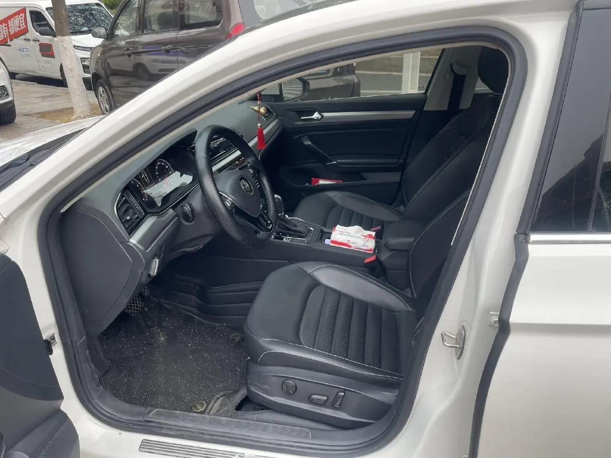 2019 Volkswagen Passat 1.4T 150HP L4 7DCT,autocango,china used car exporter,china ev exporter,chinese used car exporter,chinese used ev exporter