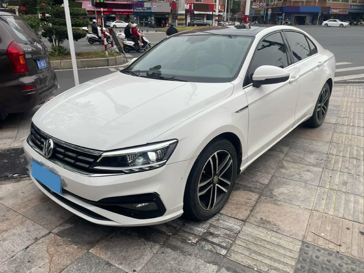 2019 Volkswagen Passat 1.4T 150HP L4 7DCT,autocango,china used car exporter,china ev exporter,chinese used car exporter,chinese used ev exporter