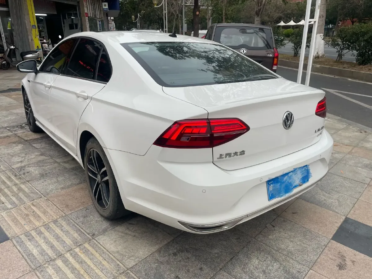 2019 Volkswagen Passat 1.4T 150HP L4 7DCT,autocango,china used car exporter,china ev exporter,chinese used car exporter,chinese used ev exporter