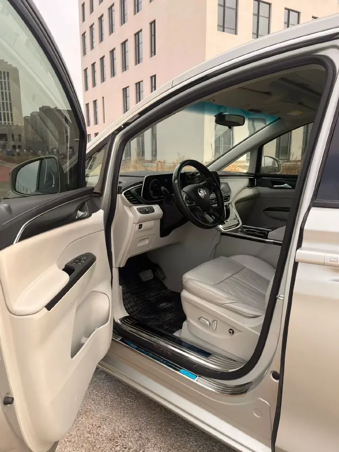 2021 Buick GL8 2.0T 237HP L4 9AT,autocango,china used car exporter,china ev exporter,chinese used car exporter,chinese used ev exporter