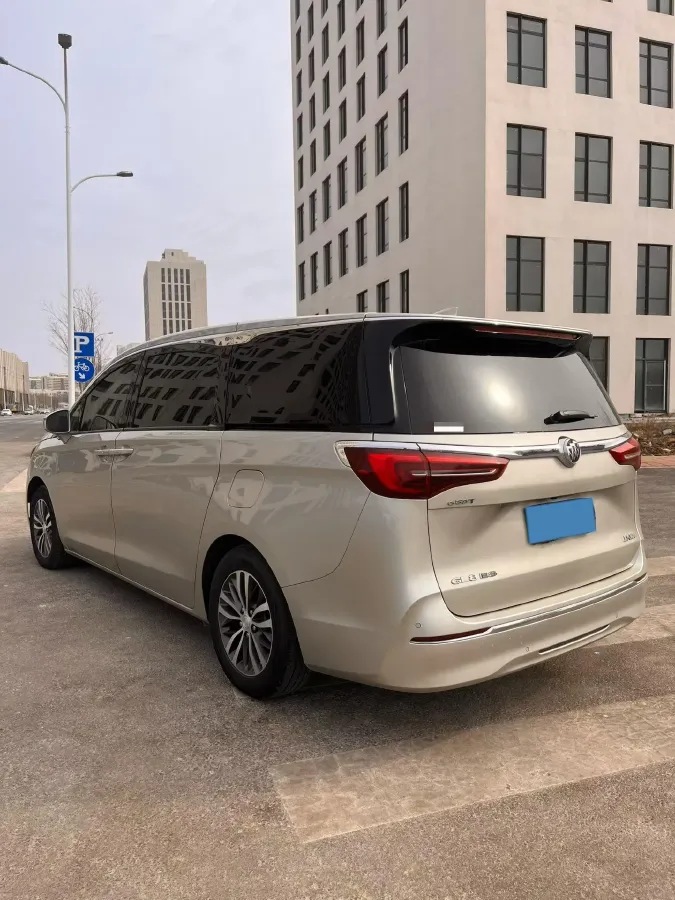 2021 Buick GL8 2.0T 237HP L4 9AT,autocango,china used car exporter,china ev exporter,chinese used car exporter,chinese used ev exporter