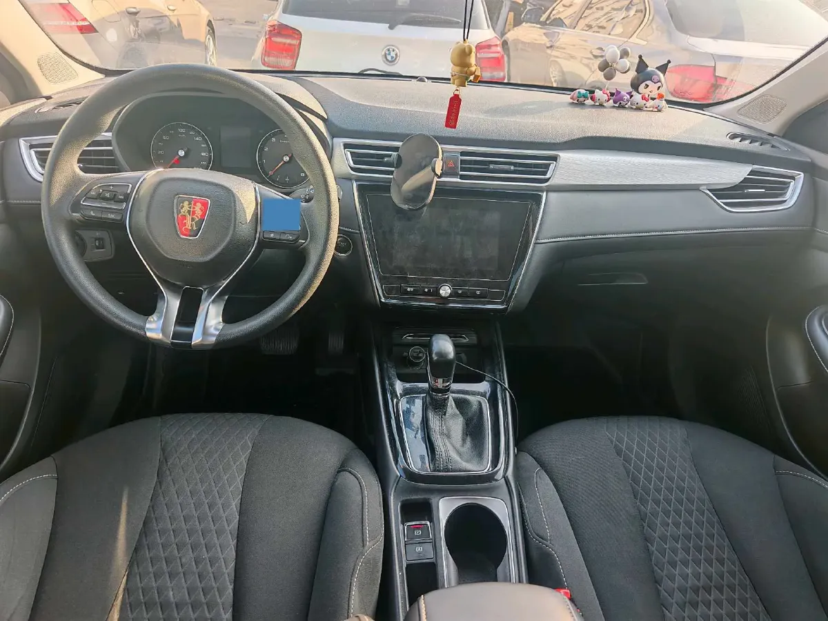 2019 Roewe i5 1.5L 120HP L4 CVT,autocango,china used car exporter,china ev exporter,chinese used car exporter,chinese used ev exporter