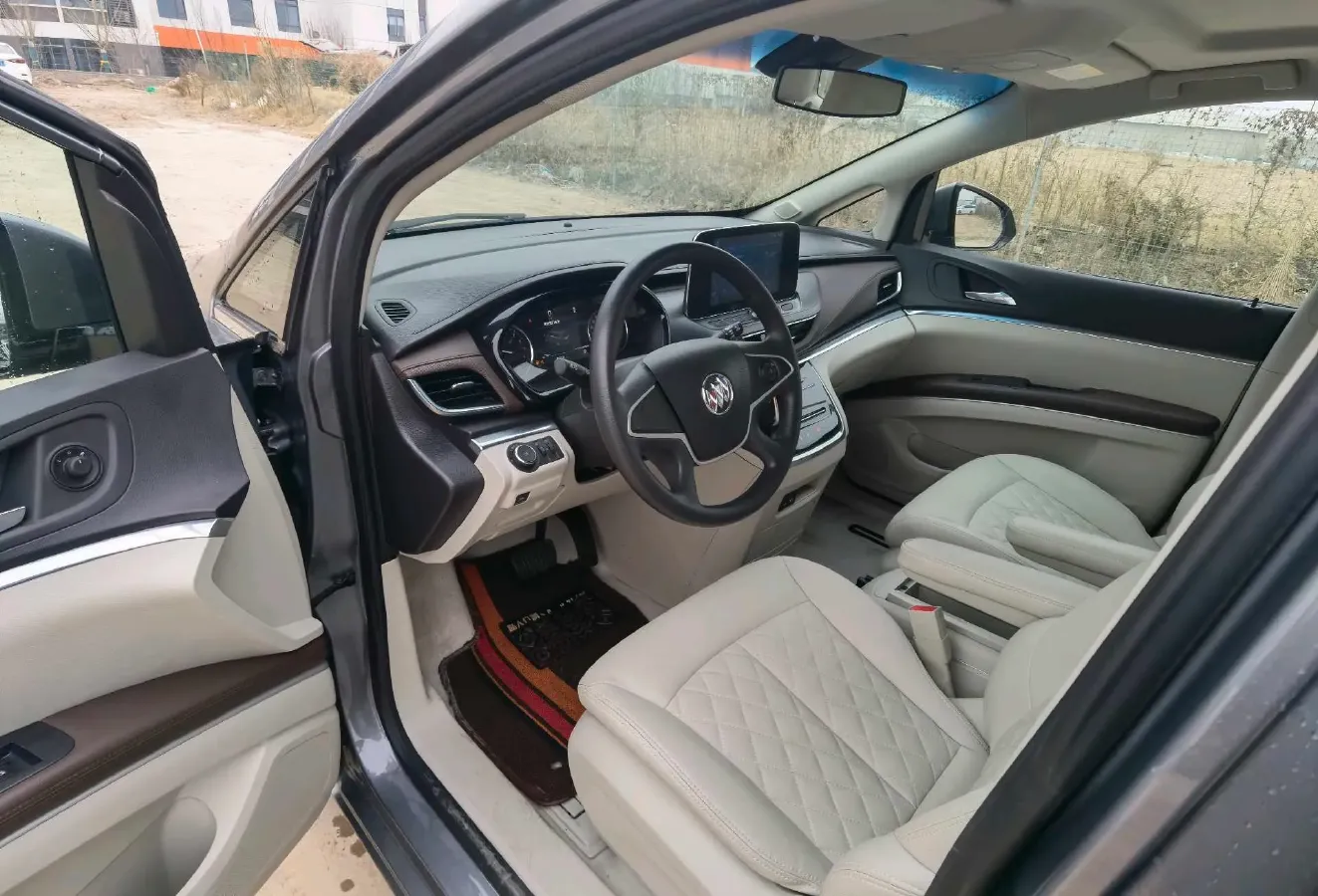 2022 Buick GL8 2.0T 237HP L4 9AT,autocango,china used car exporter,china ev exporter,chinese used car exporter,chinese used ev exporter