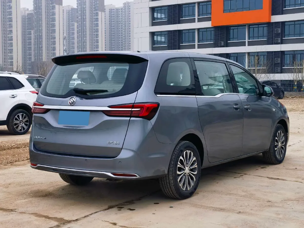 2022 Buick GL8 2.0T 237HP L4 9AT,autocango,china used car exporter,china ev exporter,chinese used car exporter,chinese used ev exporter