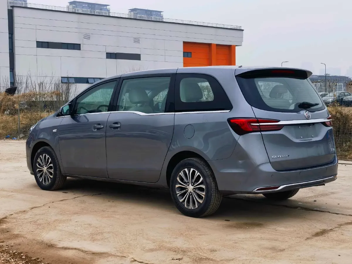 2022 Buick GL8 2.0T 237HP L4 9AT,autocango,china used car exporter,china ev exporter,chinese used car exporter,chinese used ev exporter