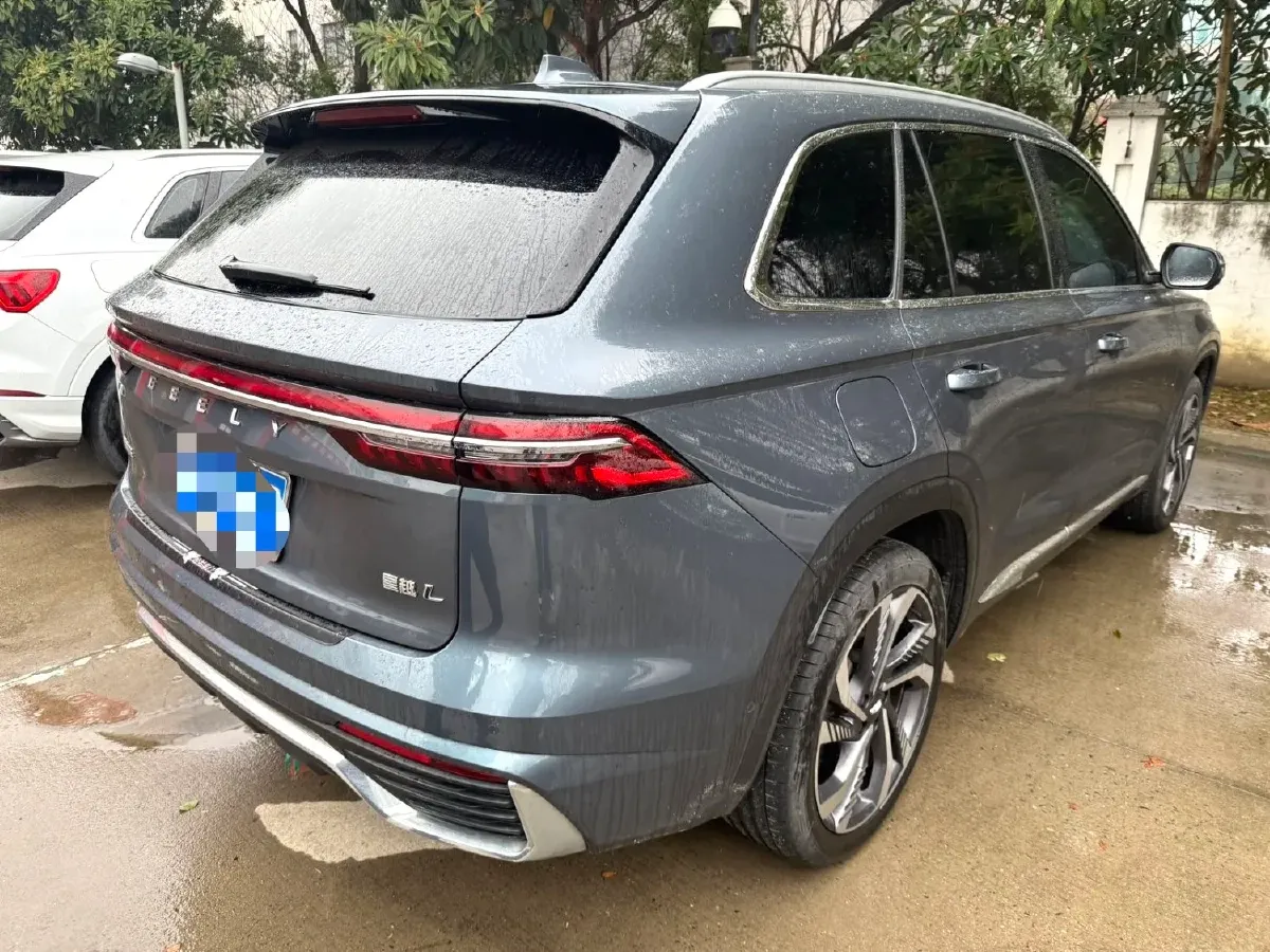 2021 Geely Monjaro 2.0T 218HP L4 7DCT,autocango,china used car exporter,china ev exporter,chinese used car exporter,chinese used ev exporter