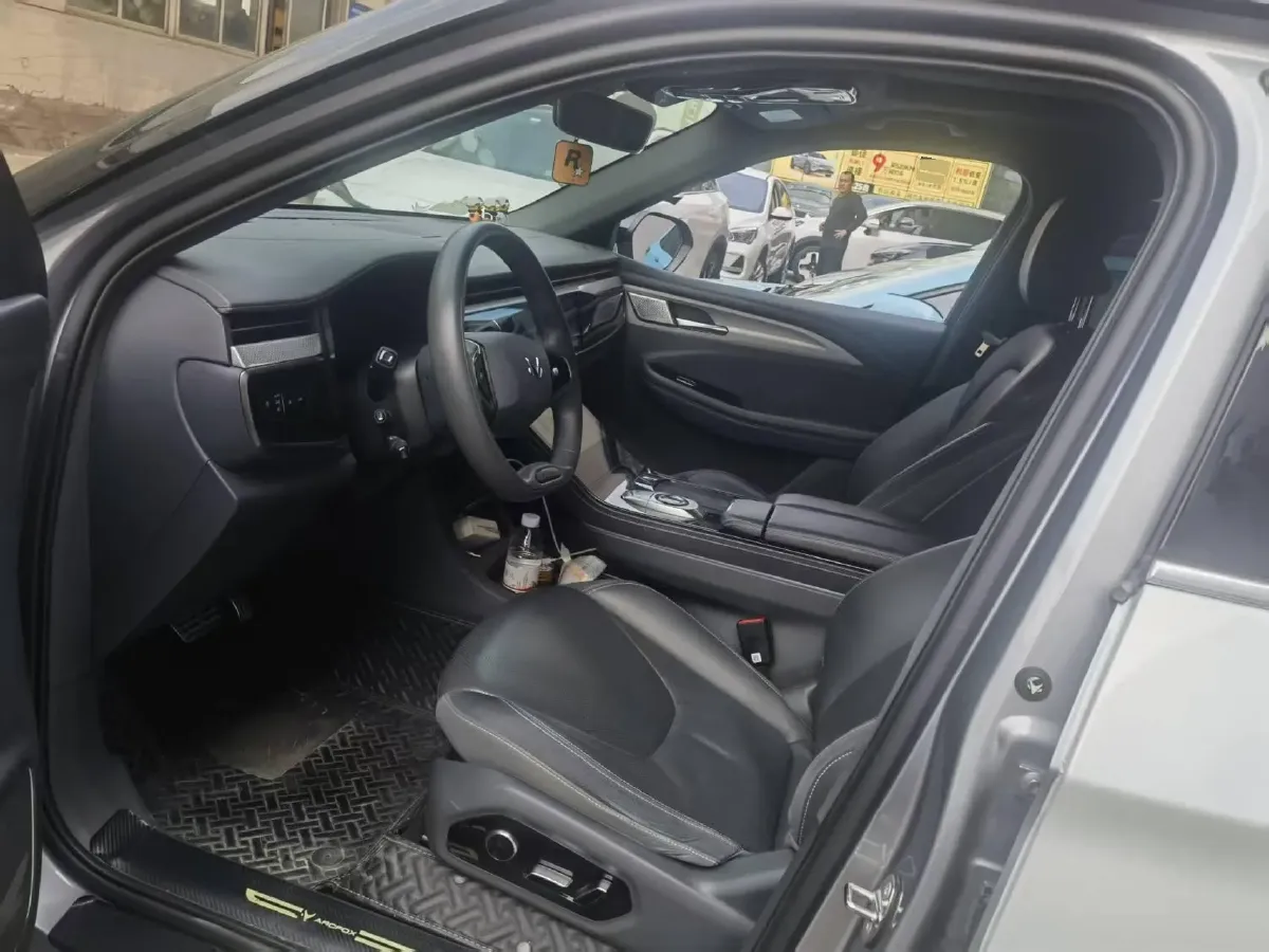 2022 ARCFOX αT BEV 93.6KWH,autocango,china used car exporter,china ev exporter,chinese used car exporter,chinese used ev exporter