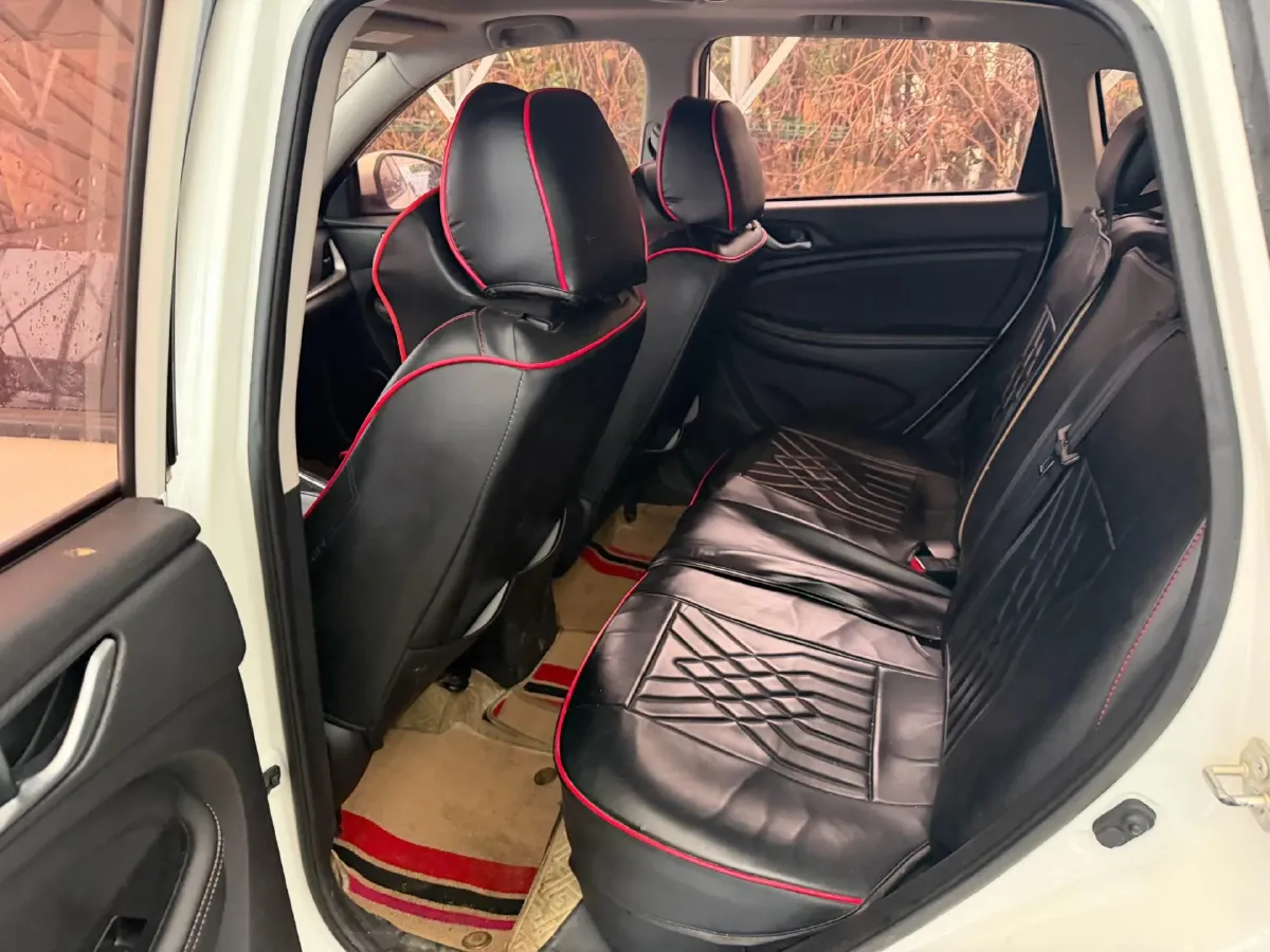 2017 Landwind X2 1.6L 125HP L4 4AT,autocango,china used car exporter,china ev exporter,chinese used car exporter,chinese used ev exporter