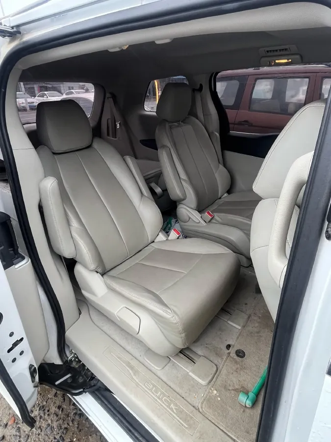 2023 Buick GL8 2.0T 237HP L4 9AT,autocango,china used car exporter,china ev exporter,chinese used car exporter,chinese used ev exporter