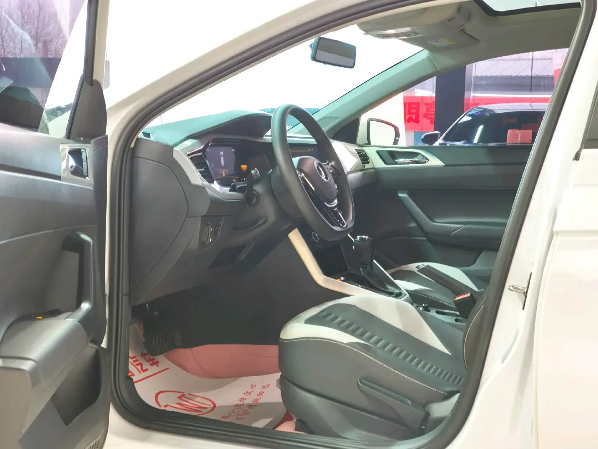 2023 Volkswagen Polo 1.5L 110HP L4 6AT,autocango,china used car exporter,china ev exporter,chinese used car exporter,chinese used ev exporter