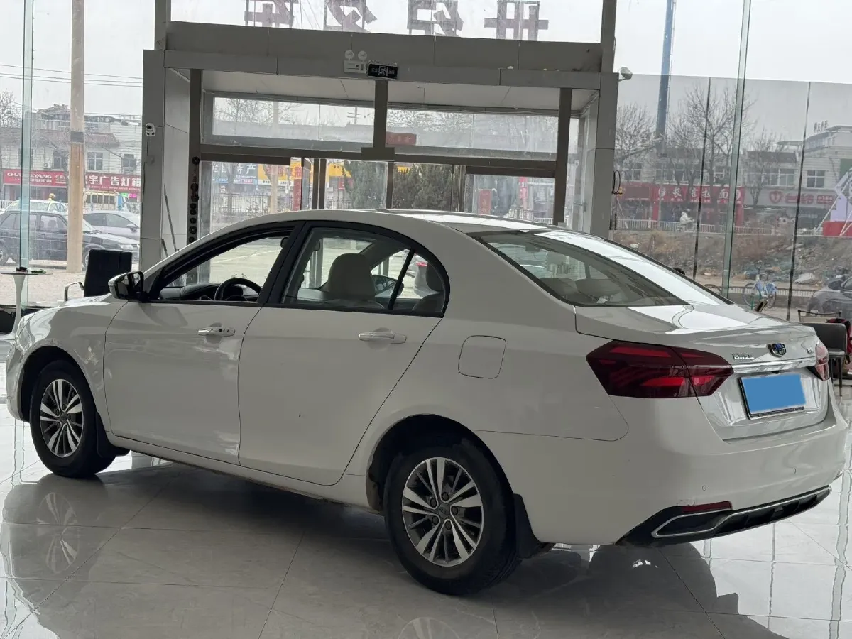 2018 Geely Emgrand 1.5L 109HP L4 5MT,autocango,china used car exporter,china ev exporter,chinese used car exporter,chinese used ev exporter
