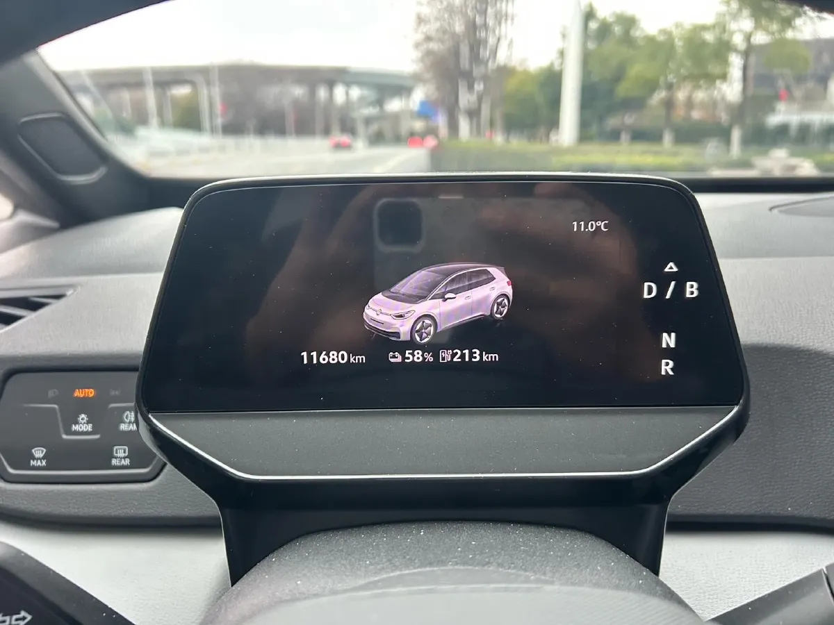 2025 Volkswagen ID.3 BEV 53.6KWH,autocango,china used car exporter,china ev exporter,chinese used car exporter,chinese used ev exporter