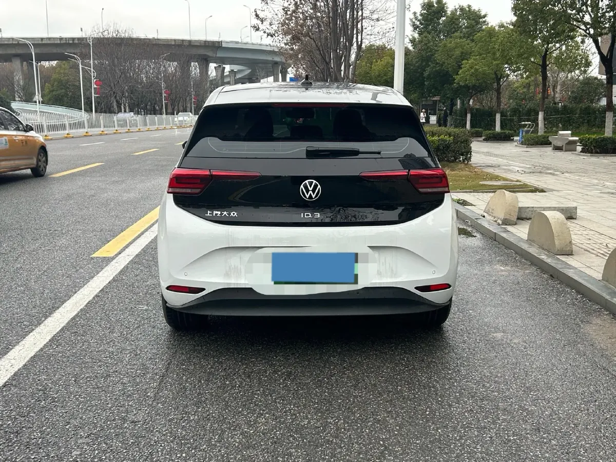 2025 Volkswagen ID.3 BEV 53.6KWH,autocango,china used car exporter,china ev exporter,chinese used car exporter,chinese used ev exporter