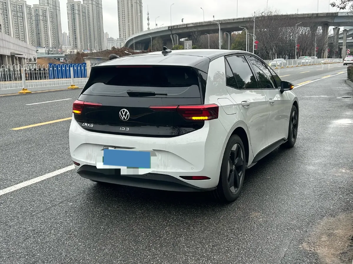 2025 Volkswagen ID.3 BEV 53.6KWH,autocango,china used car exporter,china ev exporter,chinese used car exporter,chinese used ev exporter