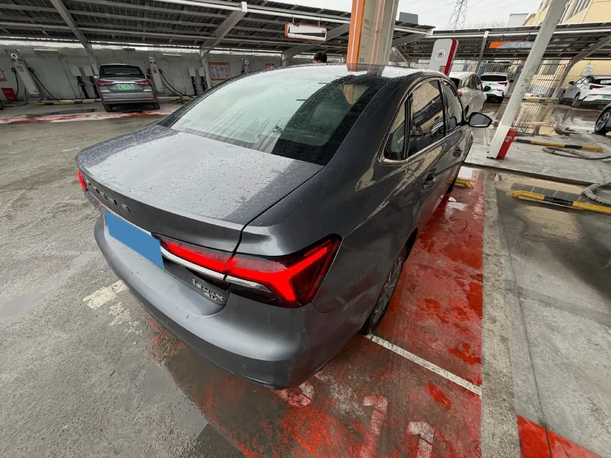 2022 Roewe RX5 eMAX 1.5T 169HP L4 AMT PHEV 16.6KWH,autocango,china used car exporter,china ev exporter,chinese used car exporter,chinese used ev exporter