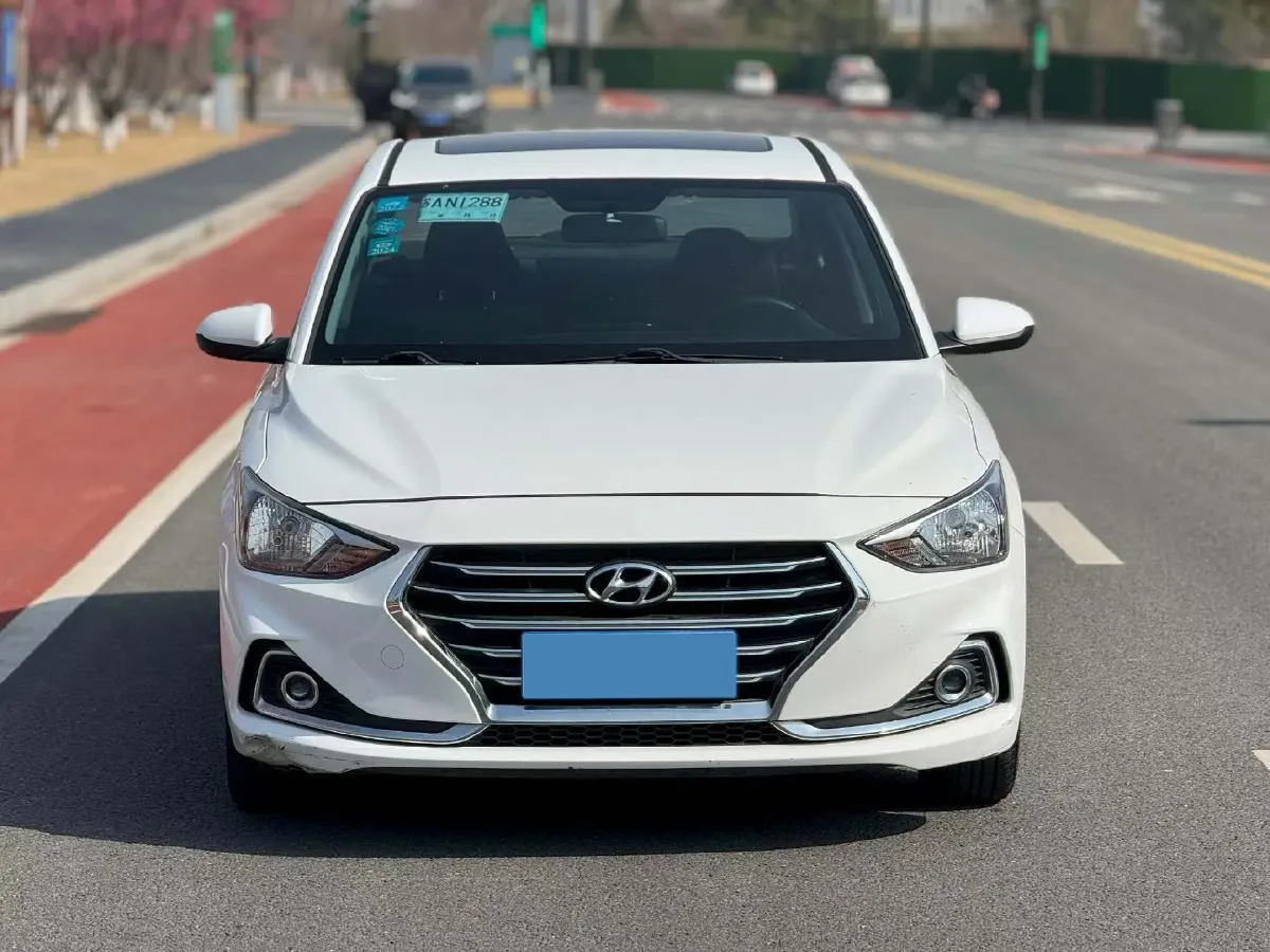 2017 Hyundai Celesta 1.6L 123HP L4 6AT,autocango,china used car exporter,china ev exporter,chinese used car exporter,chinese used ev exporter