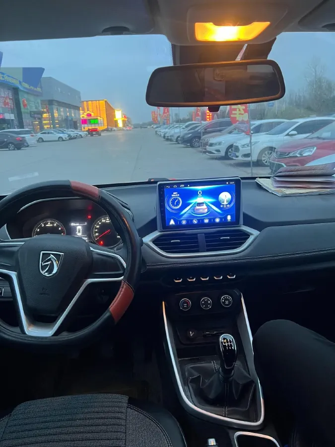 2018 BaoJun 530 1.5T 150HP L4 6MT,autocango,china used car exporter,china ev exporter,chinese used car exporter,chinese used ev exporter