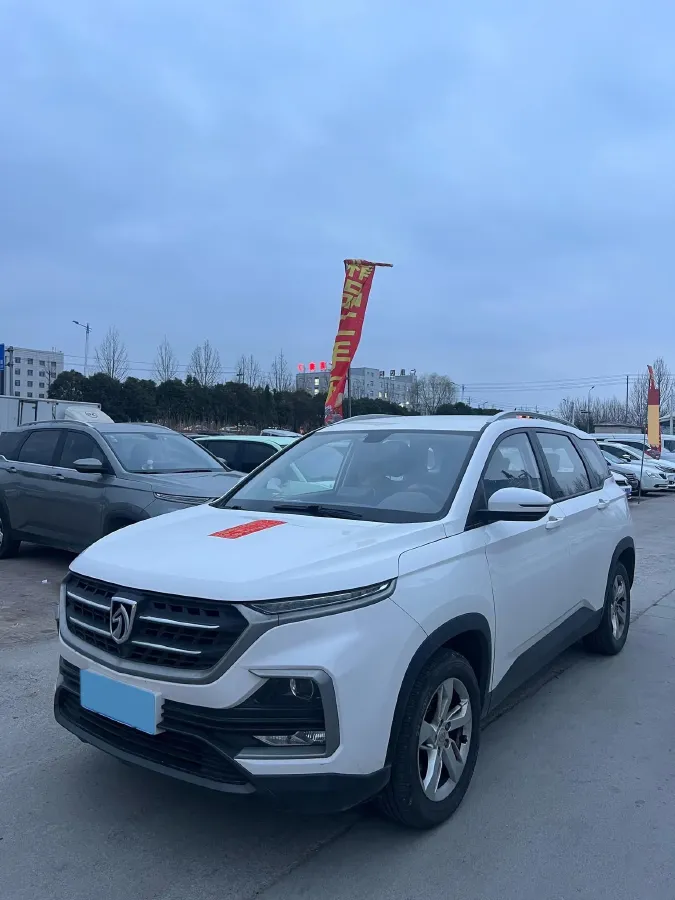 2018 BaoJun 530 1.5T 150HP L4 6MT,autocango,china used car exporter,china ev exporter,chinese used car exporter,chinese used ev exporter