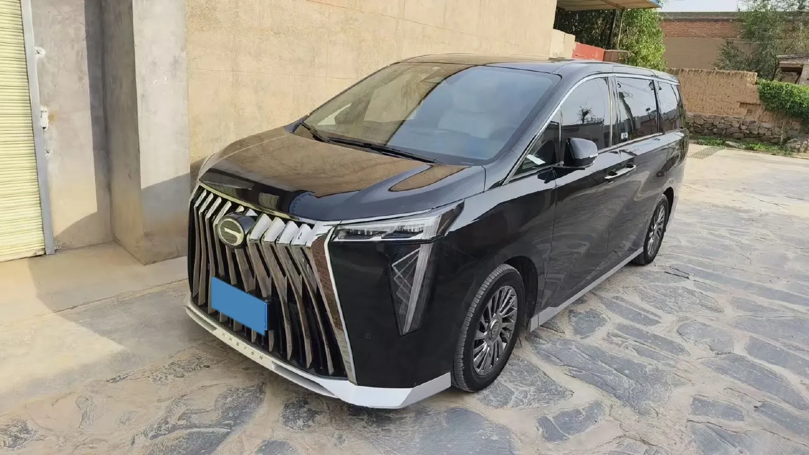 2023 GAC Trumpchi M8 2.0T 252HP L4 8AT,autocango,china used car exporter,china ev exporter,chinese used car exporter,chinese used ev exporter