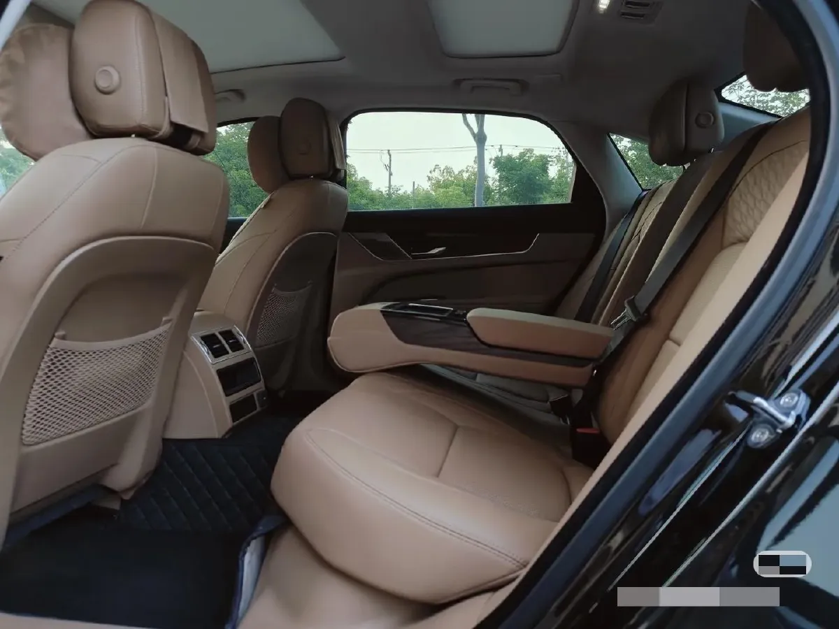 2024 Jaguar XFL 2.0T 250HP L4 8AT,autocango,china used car exporter,china ev exporter,chinese used car exporter,chinese used ev exporter