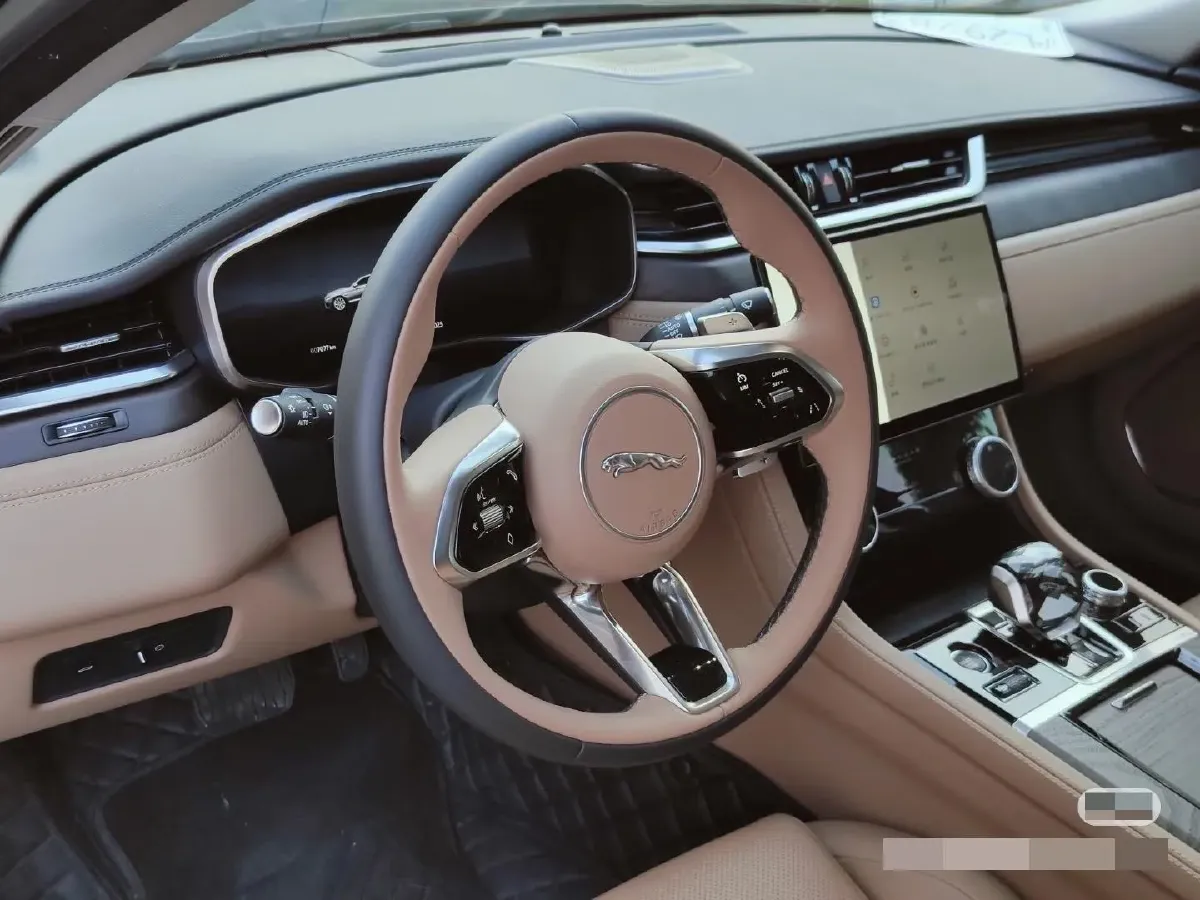 2024 Jaguar XFL 2.0T 250HP L4 8AT,autocango,china used car exporter,china ev exporter,chinese used car exporter,chinese used ev exporter