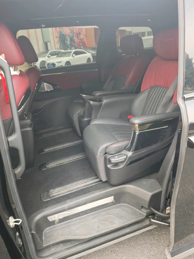 2023 GAC Trumpchi M8 2.0T 190HP L4 E-CVT Hybrid,autocango,china used car exporter,china ev exporter,chinese used car exporter,chinese used ev exporter