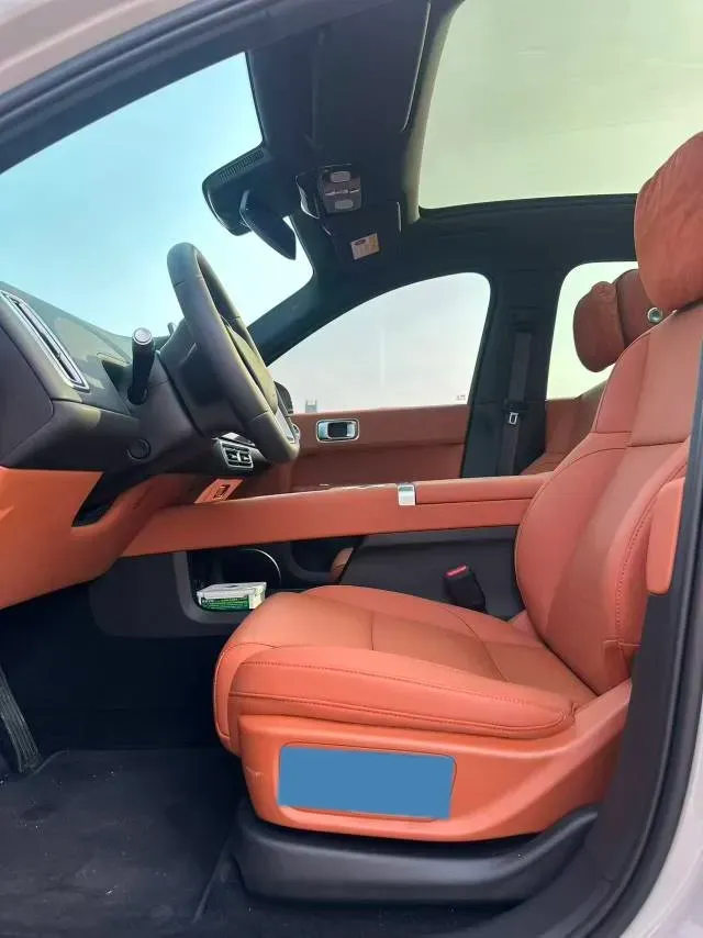 2025 Li L6 Range Extended 154HP L4 REEV,autocango,china used car exporter,china ev exporter,chinese used car exporter,chinese used ev exporter