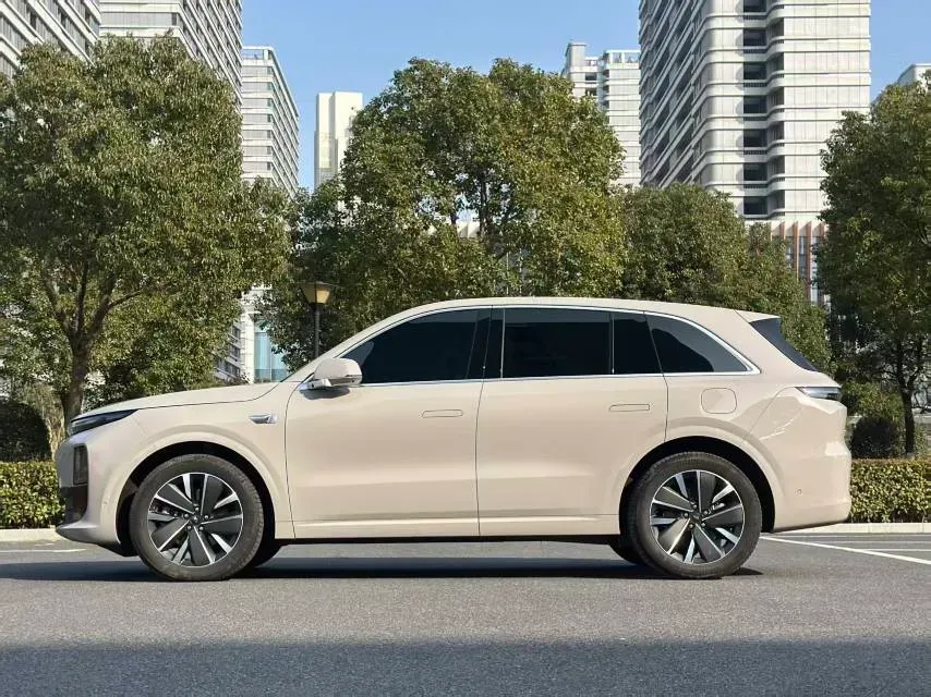 2025 Li L6 Range Extended 154HP L4 REEV,autocango,china used car exporter,china ev exporter,chinese used car exporter,chinese used ev exporter