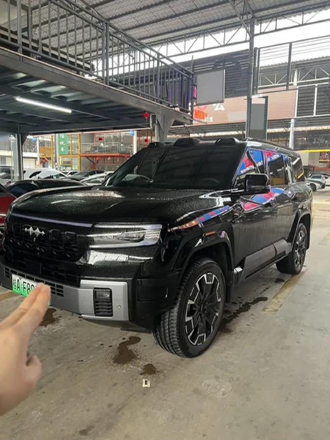 2025 FangChengBao Bao 8 2.0T 245HP L4 E-CVT PHEV 36.8KWH,autocango,china used car exporter,china ev exporter,chinese used car exporter,chinese used ev exporter