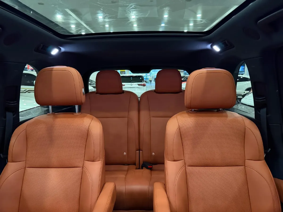 2023 Li L8 Range Extended 154HP REEV 40.9KWH,autocango,china used car exporter,china ev exporter,chinese used car exporter,chinese used ev exporter