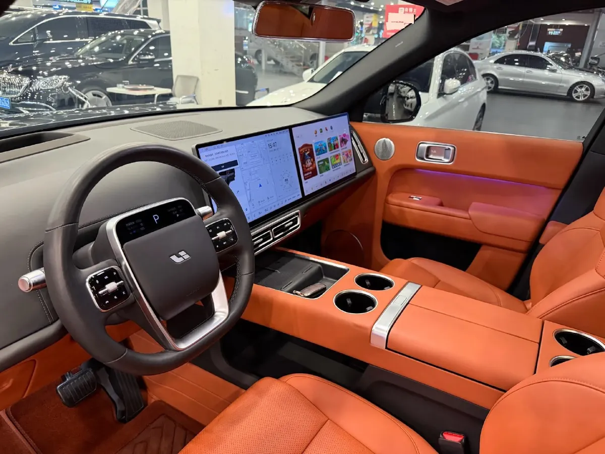 2023 Li L8 Range Extended 154HP REEV 40.9KWH,autocango,china used car exporter,china ev exporter,chinese used car exporter,chinese used ev exporter