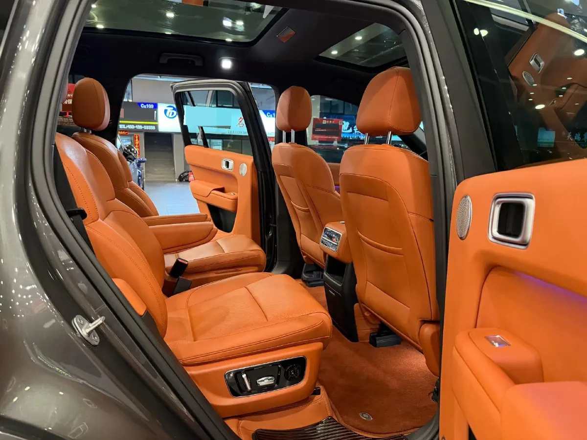 2023 Li L8 Range Extended 154HP REEV 40.9KWH,autocango,china used car exporter,china ev exporter,chinese used car exporter,chinese used ev exporter