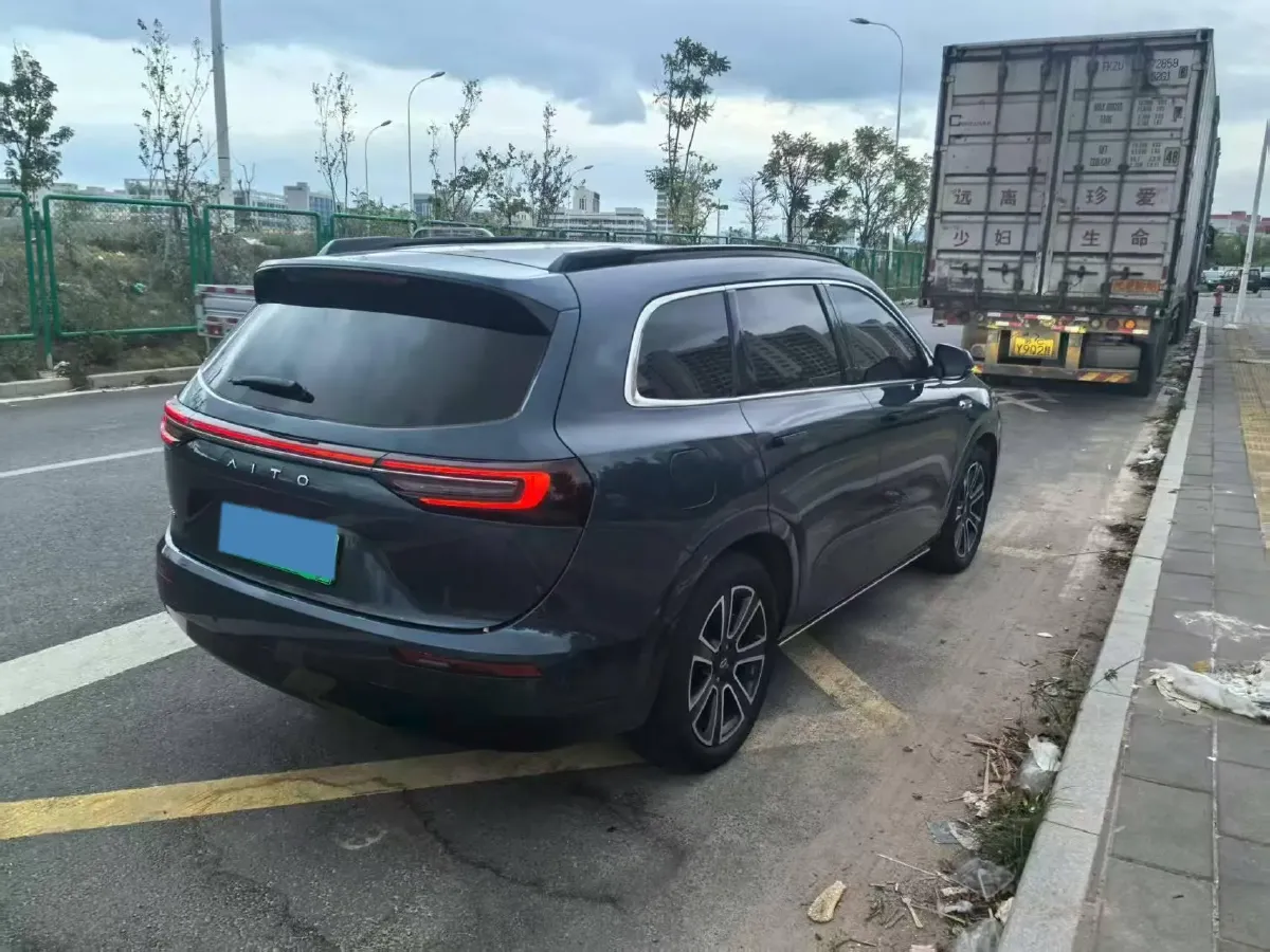 2024 AITO AITO M7 1.5T 152HP L4 REEV 42KWH,autocango,china used car exporter,china ev exporter,chinese used car exporter,chinese used ev exporter
